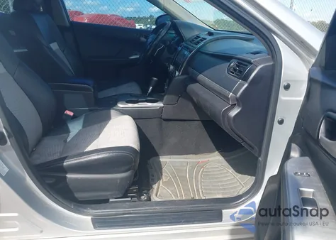 2014 Toyota Camry Se z USA, uszkodzony, nr VIN 4T1BF1FK5EU857092